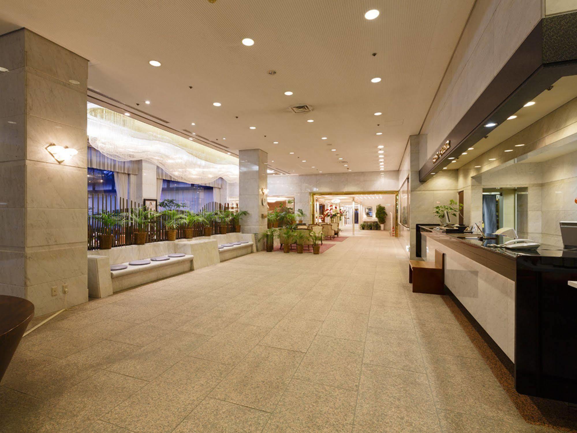 Hotel Pearl Garden Takamatsu Exterior photo