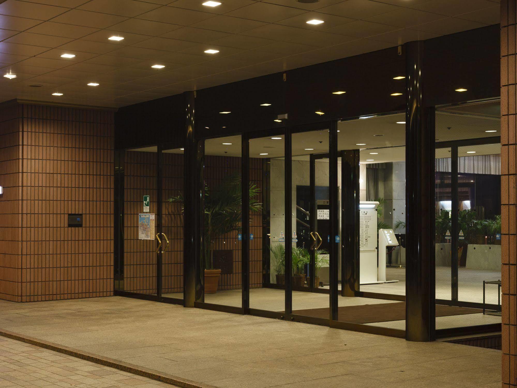 Hotel Pearl Garden Takamatsu Exterior photo